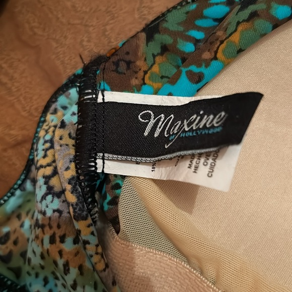 Maxine of Hollywood one piece swimsuit - Picture 5 of 6